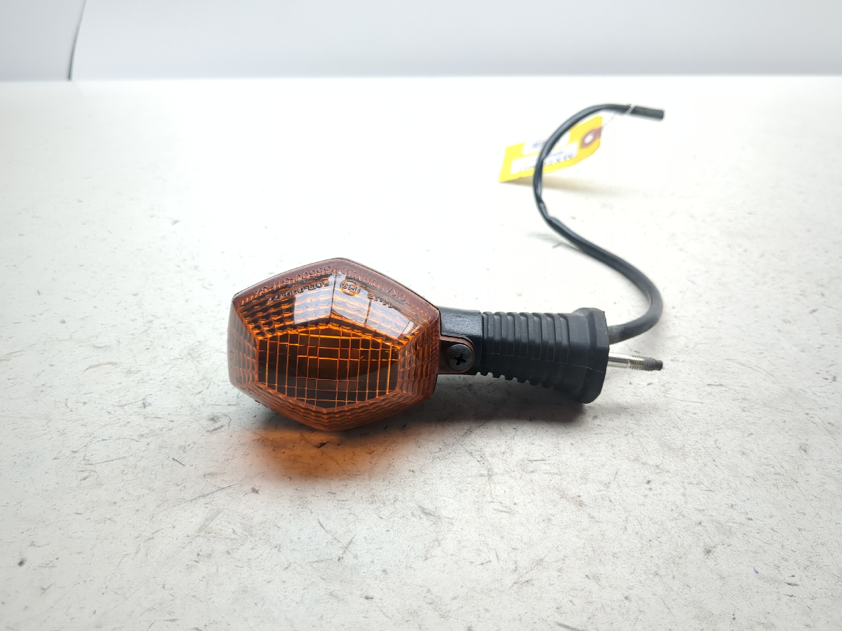 03-09 Suzuki SV 650 SV650 Rear Right Turn Signal Flasher Indicator Light