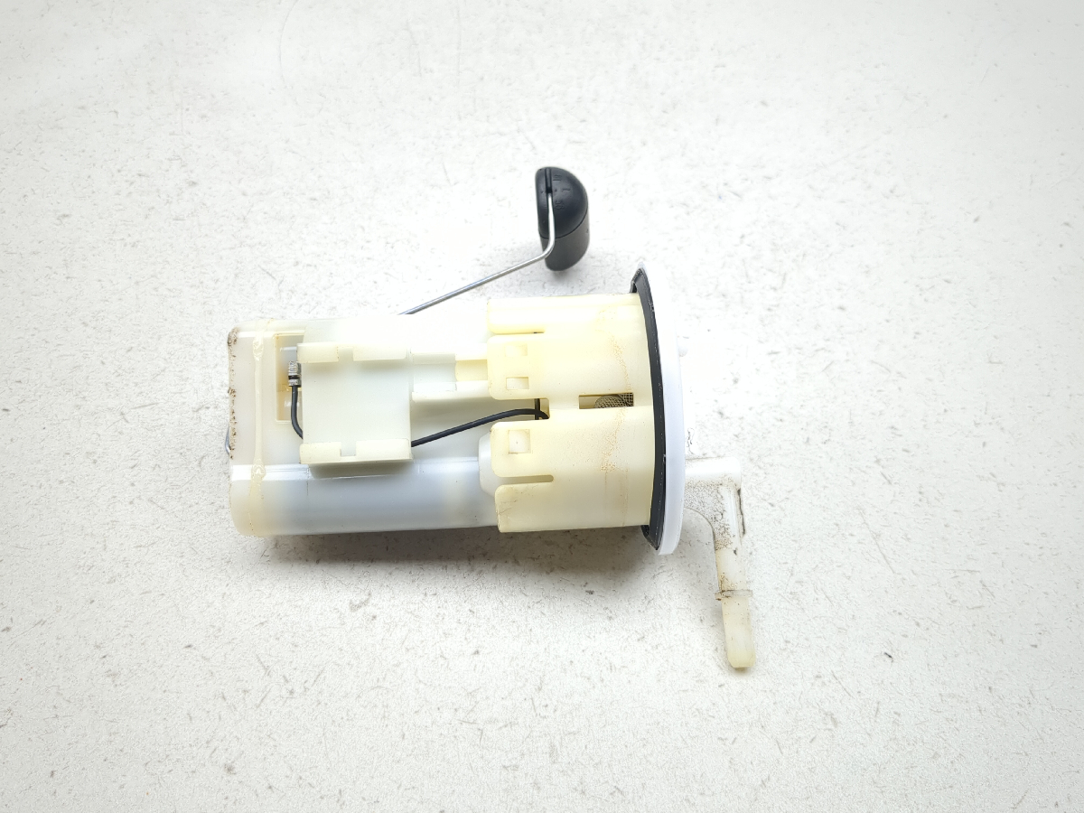 22-25 Yamaha YZF-R7 YZF R7 Petrol Gas Fuel Pump Assembly 1WS-13907-10