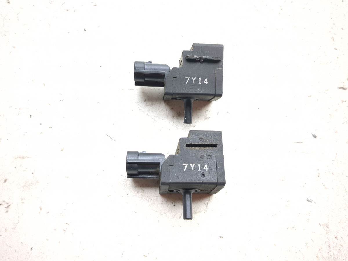 03-09 Suzuki SV 650 SV650 MAP Mass Air Flow Pressure Sensor Set EIT26673