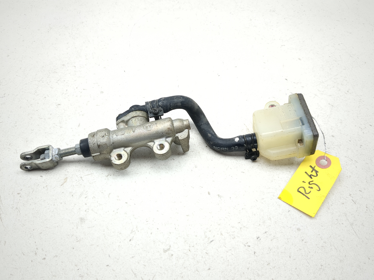 94-99 Suzuki RF 900 RF900R Rear Brake Master Cylinder