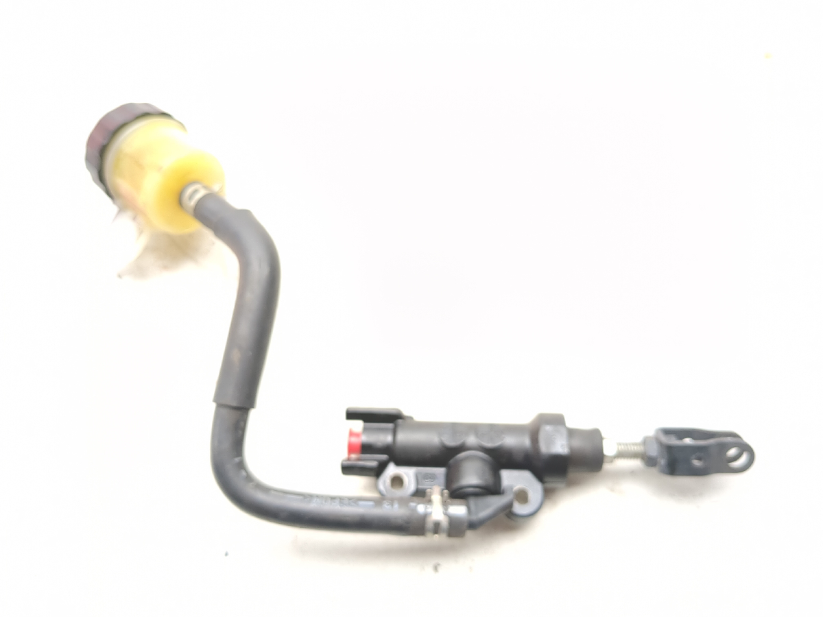 09-14 Yamaha FZ6R Rear Brake Master Cylinder