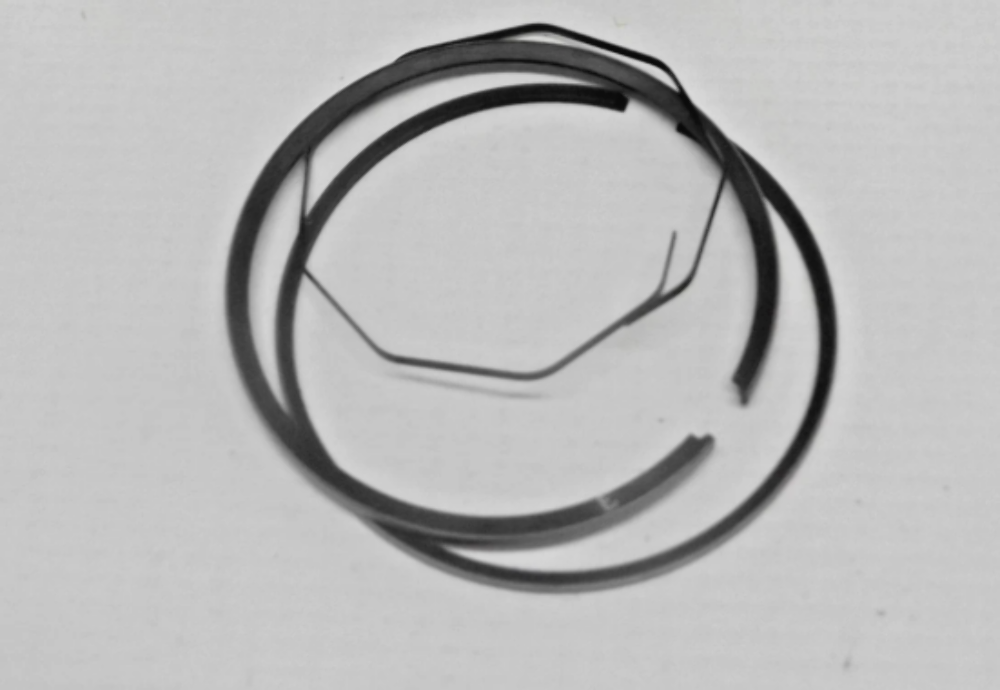 1974-1976 Yamaha DT125 OEM Piston Ring Set O/S 1.00 444-11610-40