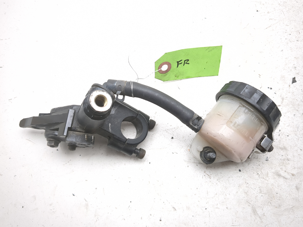 00-02 Kawasaki Ninja ZX6R ZX6 Right Front Brake Master Cylinder