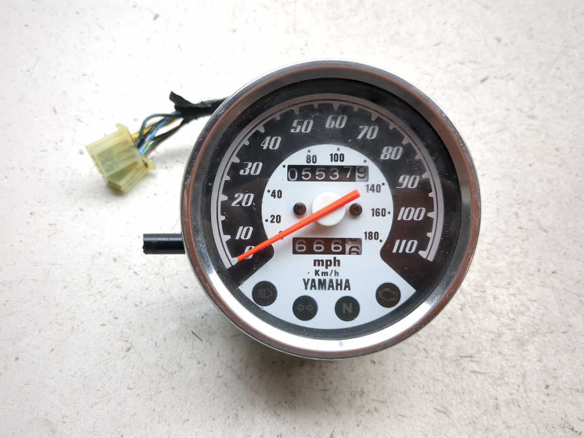 98-08 Yamaha V Star XVS 650 Gauge Speedometer Tachometer Display