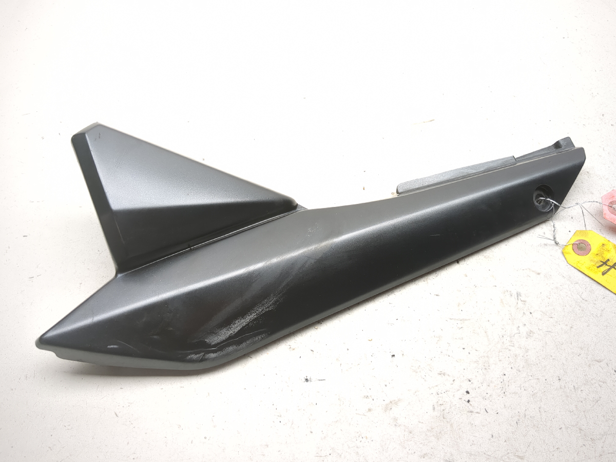 07-09 Suzuki GSF1250S Bandit Left Frame Cover Panel 47211-38G03