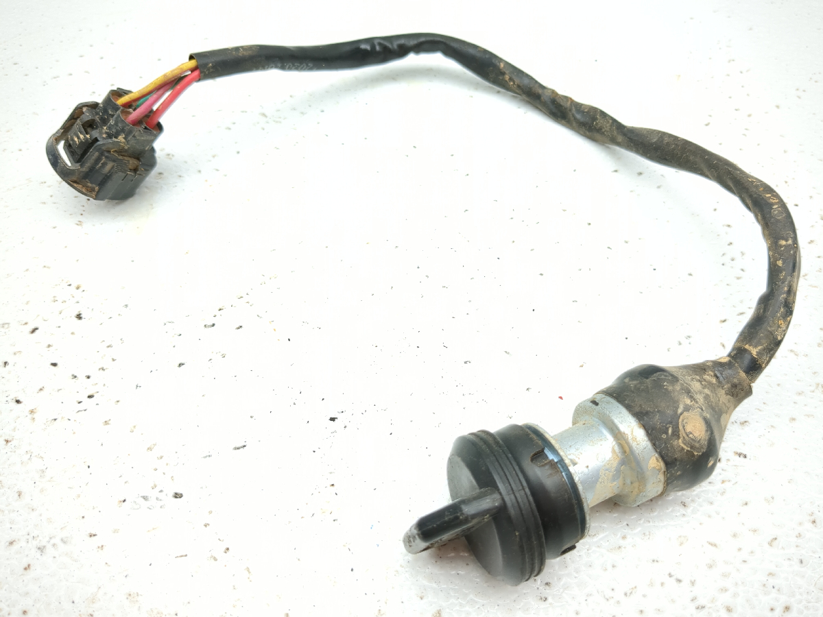 18-23 Massimo Buck 450 Ignition Switch With Key