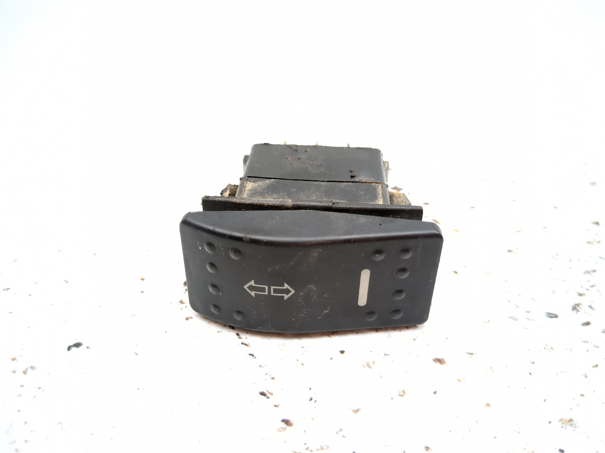 18-23 Massimo Buck 450 Rocker Switch