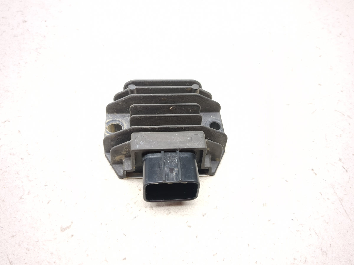 19 20 KTM Adventure 790 Voltage Regulator Rectifier FH022AA