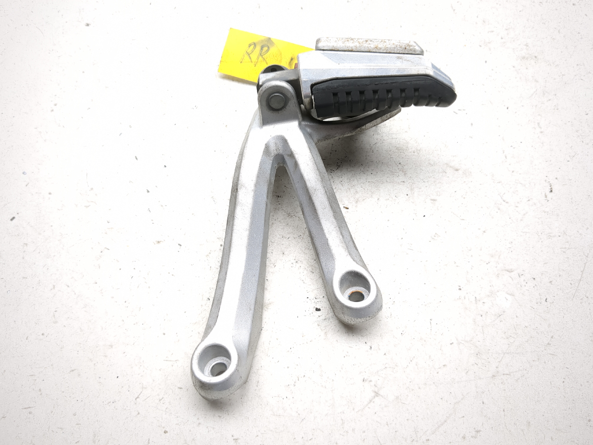 07-09 Suzuki GSF1250S Bandit Rear Right Passenger Foot Peg 298927