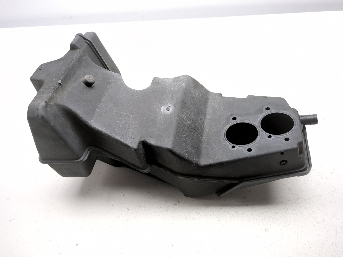 03-17 Victory Vegas Intake Air Box Filter Cleaner
