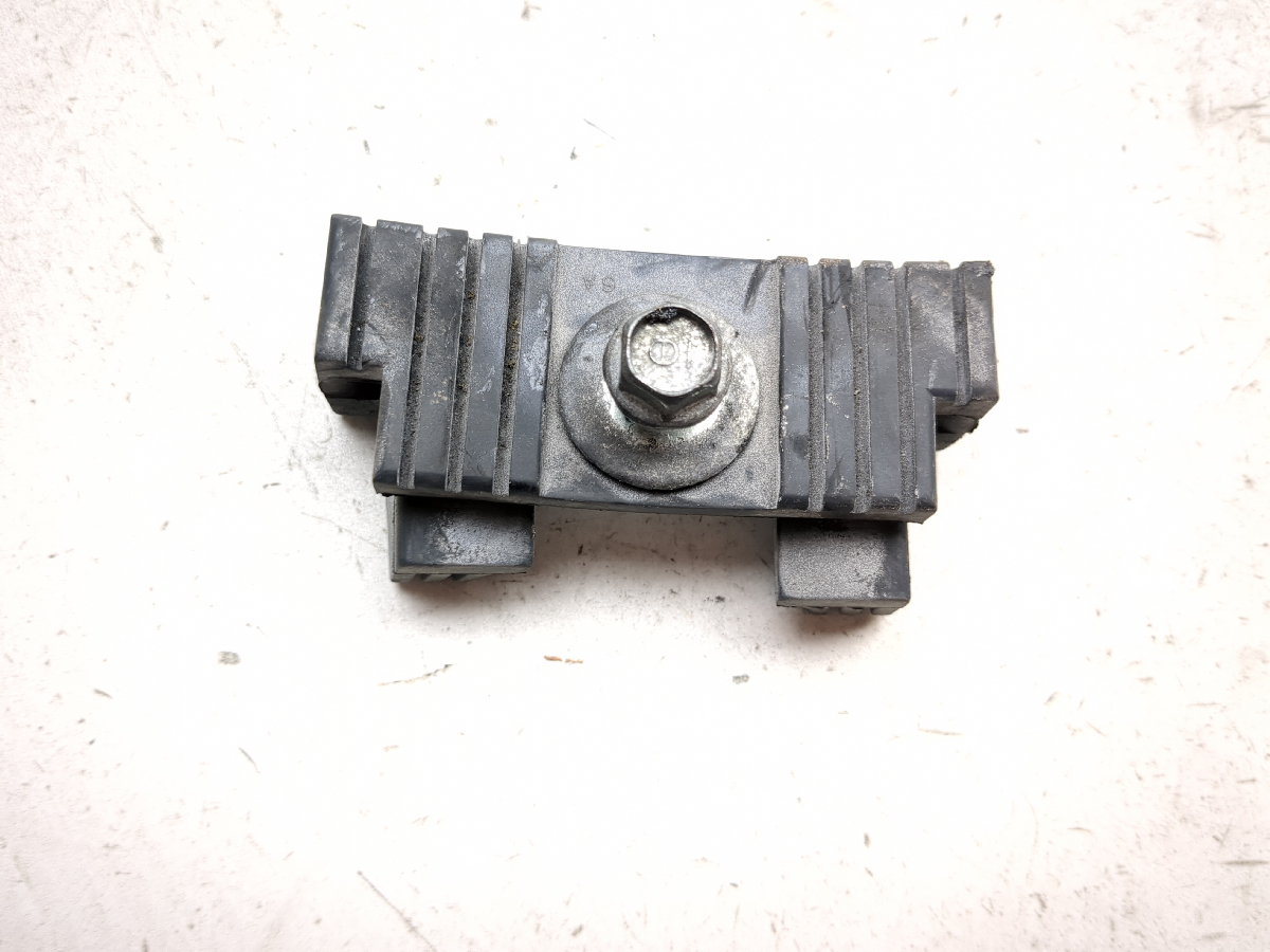 91-08 Honda CB250 Nighthawk Fuel Tank Damper