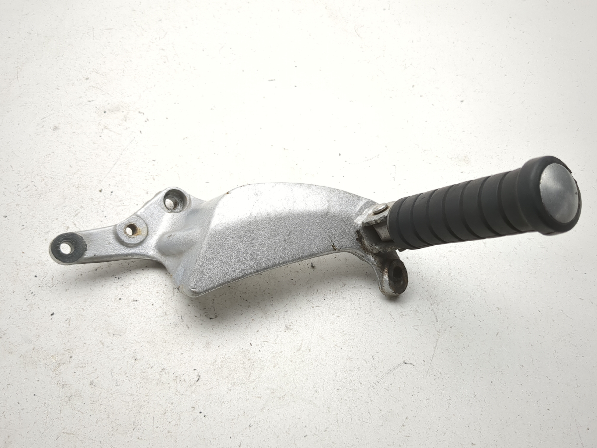 03-17 Victory Vegas Rear Passenger Foot Peg A