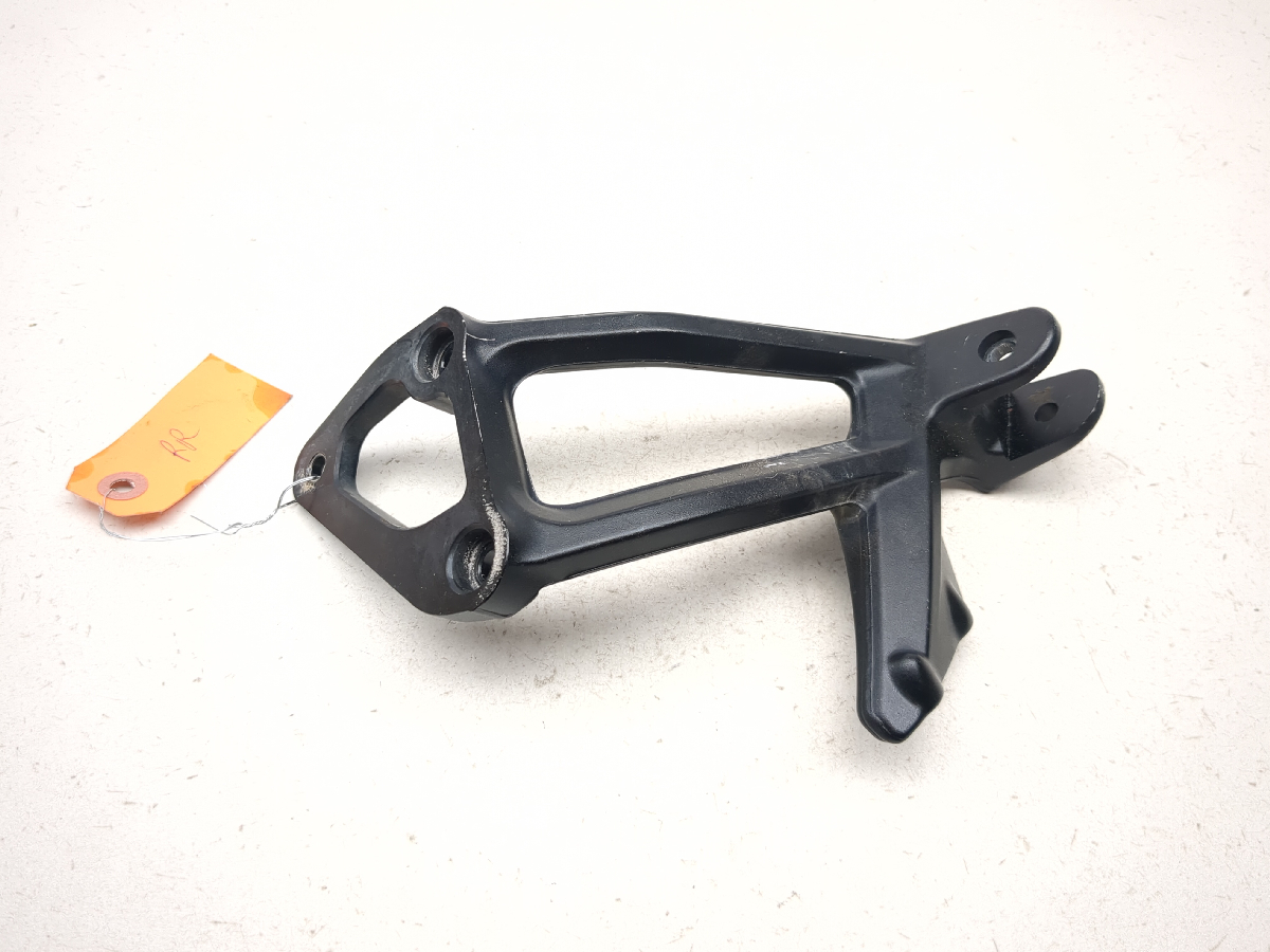 19 20 KTM Adventure 790 Rear Righ Foot Peg Mount Bracket Holder 635.03.049.000