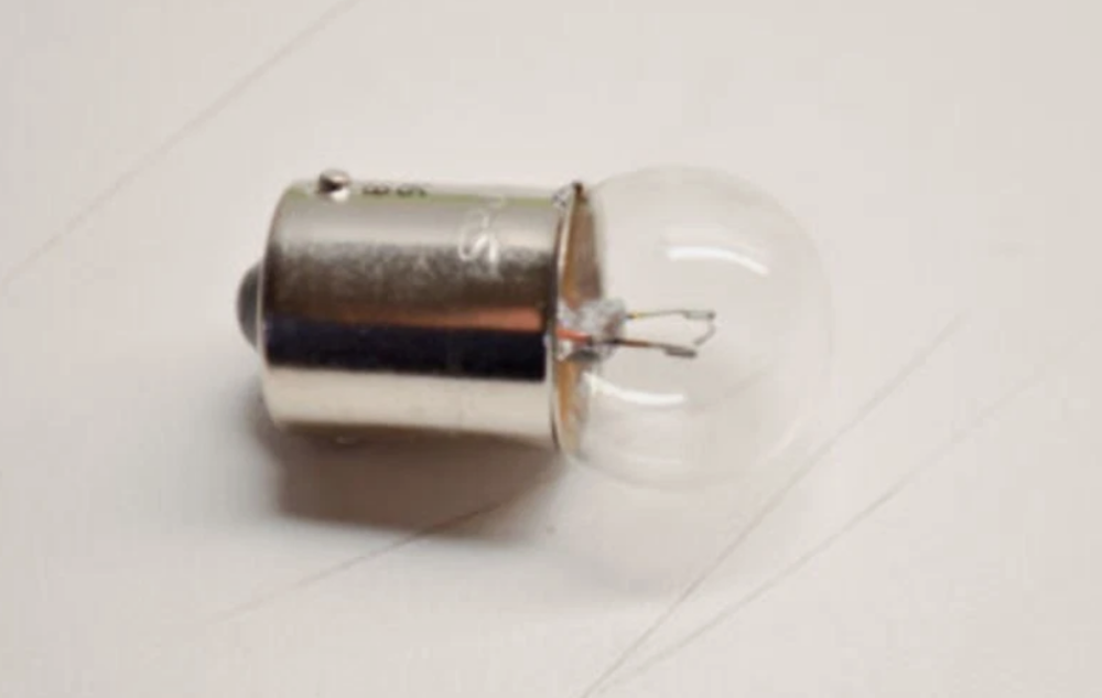 Yamaha YJ125 YW50 OEM Flasher Bulb Blinker 4VP-H3311-00