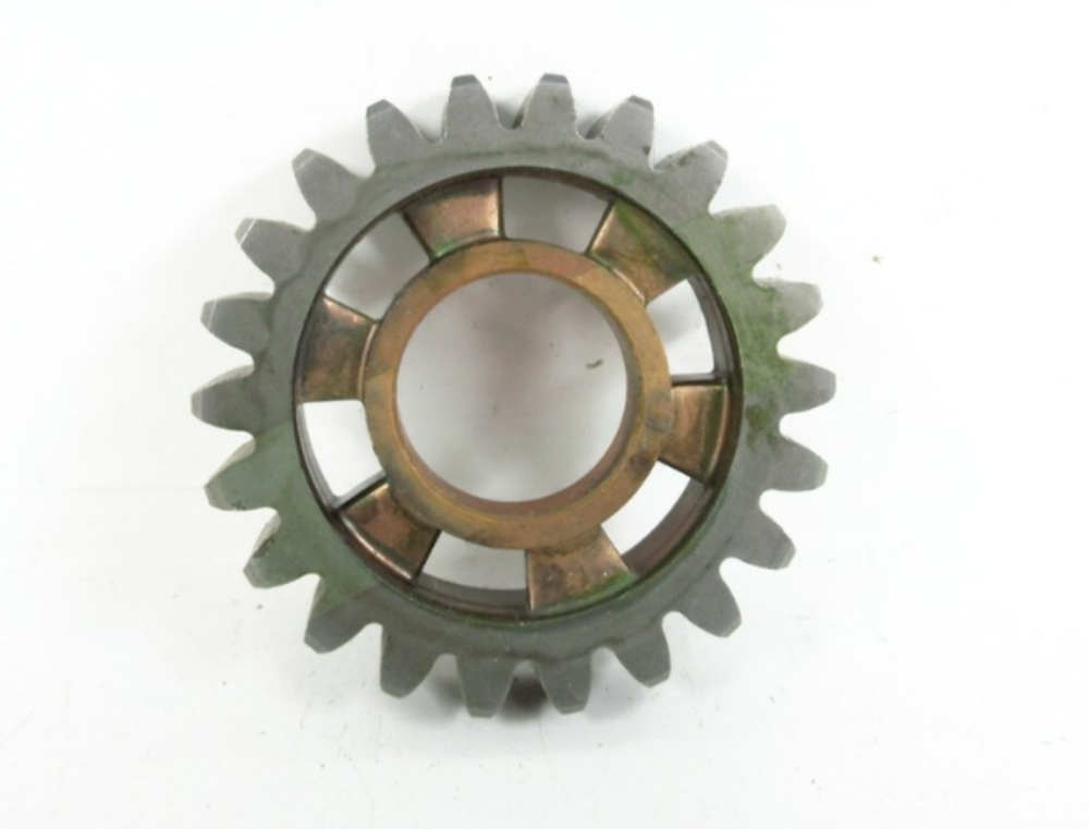 1993 Yamaha YZ250 OEM Transmission 3rd Wheel Gear 22Tooth 2VM-17231-00