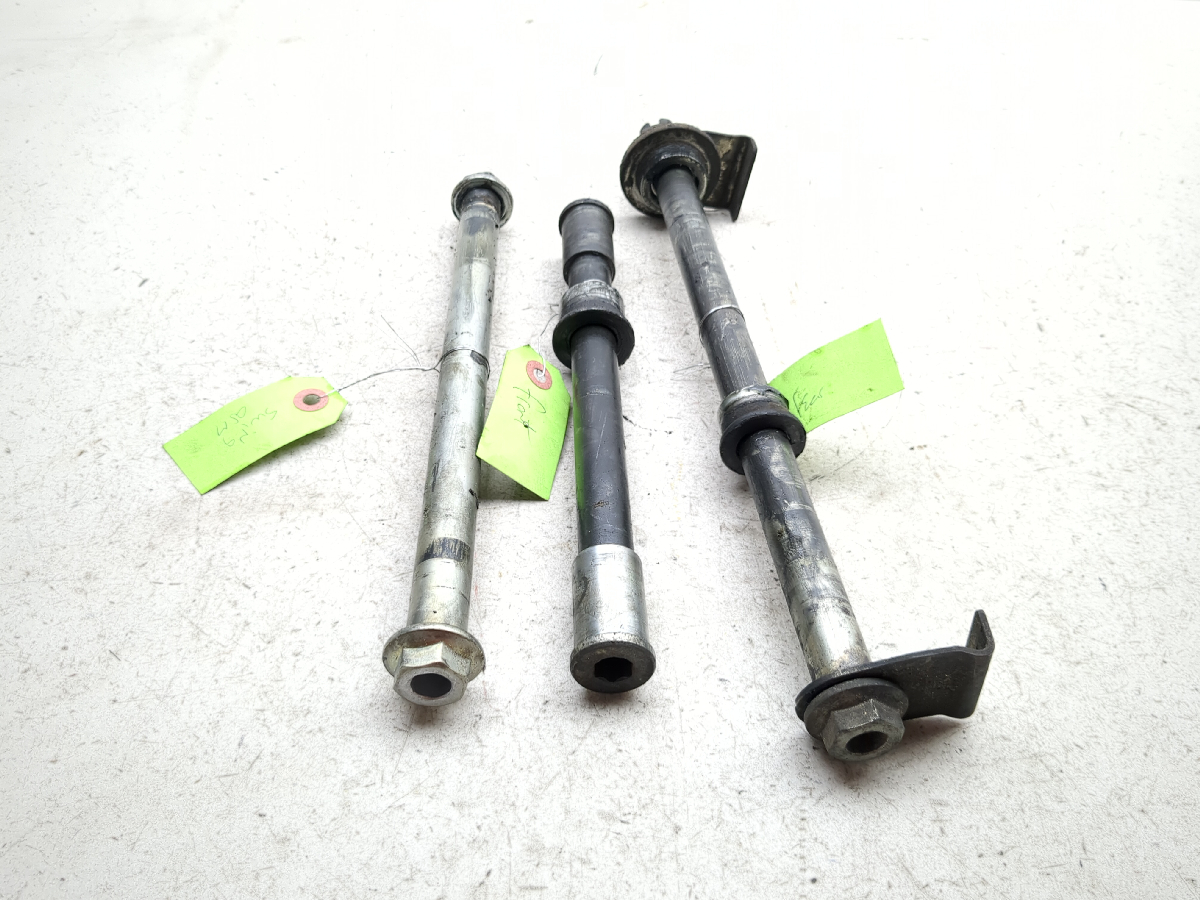 03 04 Kawasaki ZZR 600 Front Rear Axles With Swingarm Bolt Set