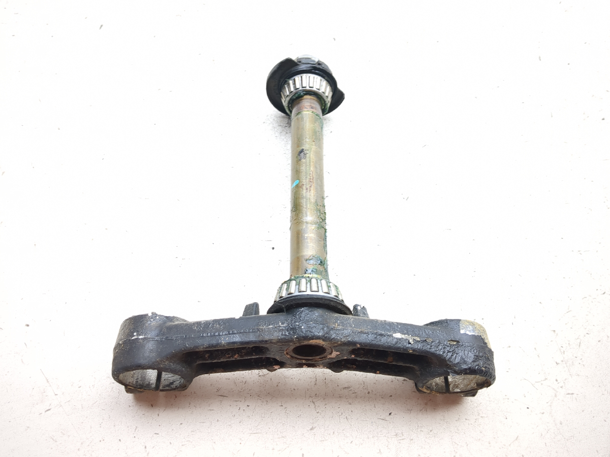 03 04 Kawasaki ZZR 600 Bottom Lower Triple Tree Steering Clamp