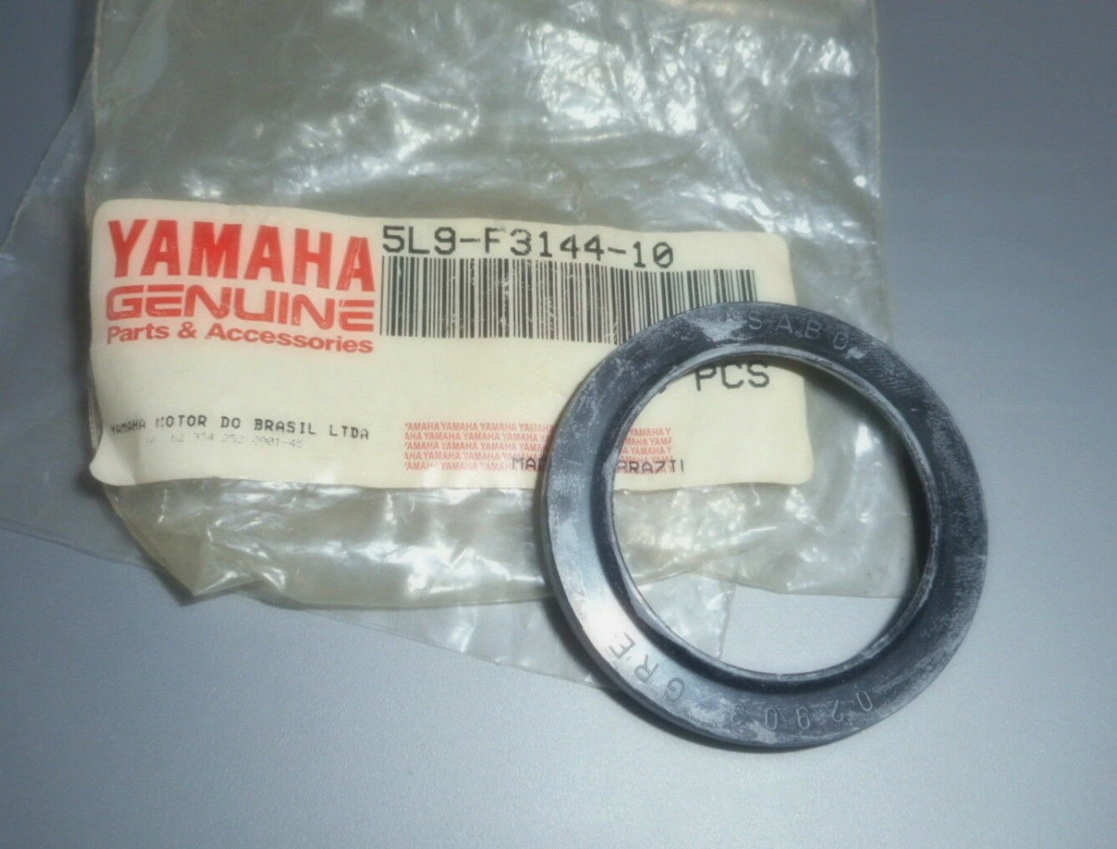 NOS Yamaha RT80 1990-1993 OEM Fork Dust Seal Genuine 5L9-F3144-10 QTY 3