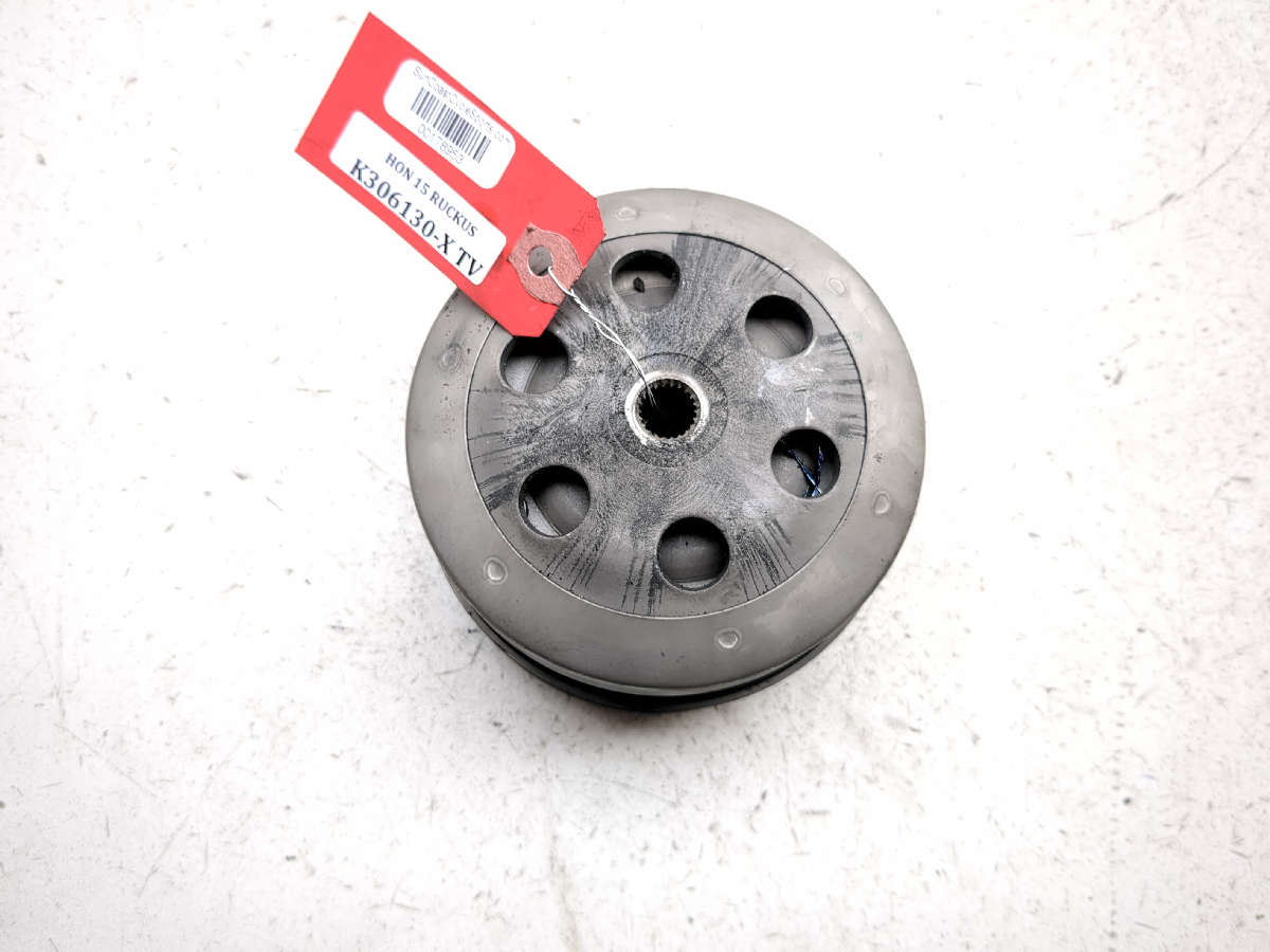 03-25 Honda Ruckus NPS50 Secondary Clutch Basket Assembly