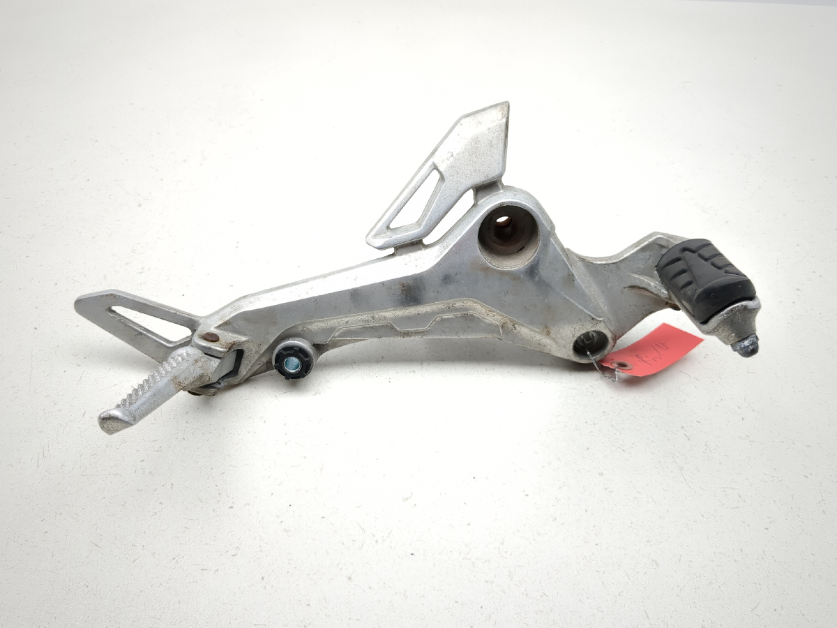 17-20 Honda Grom MSX 125 Right Passenger & Driver Foot Pegs w/ Bracket