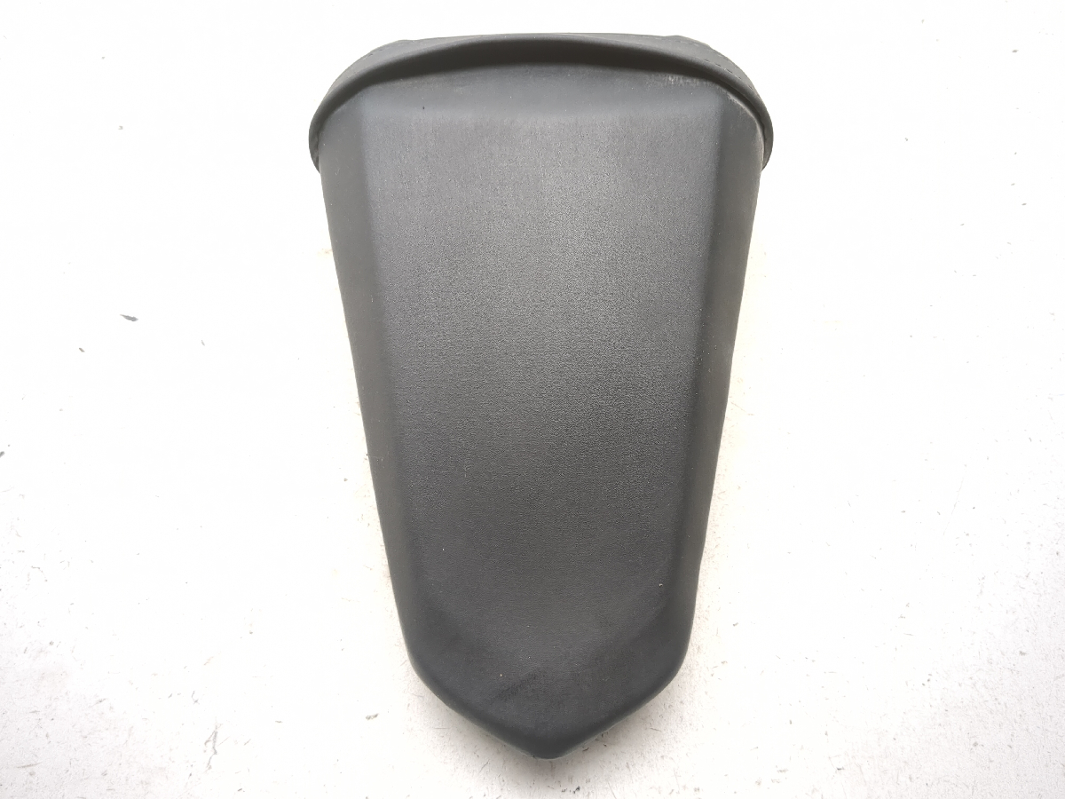 22-25 Yamaha YZF-R7 YZF R7 Rear Passenger Seat No Key