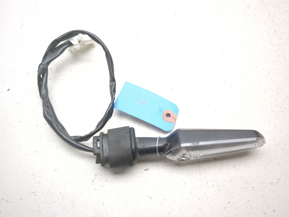 22-25 Yamaha YZF-R7 YZF R7 VARROC Rear Right Turn Signal Flasher Indicator Light