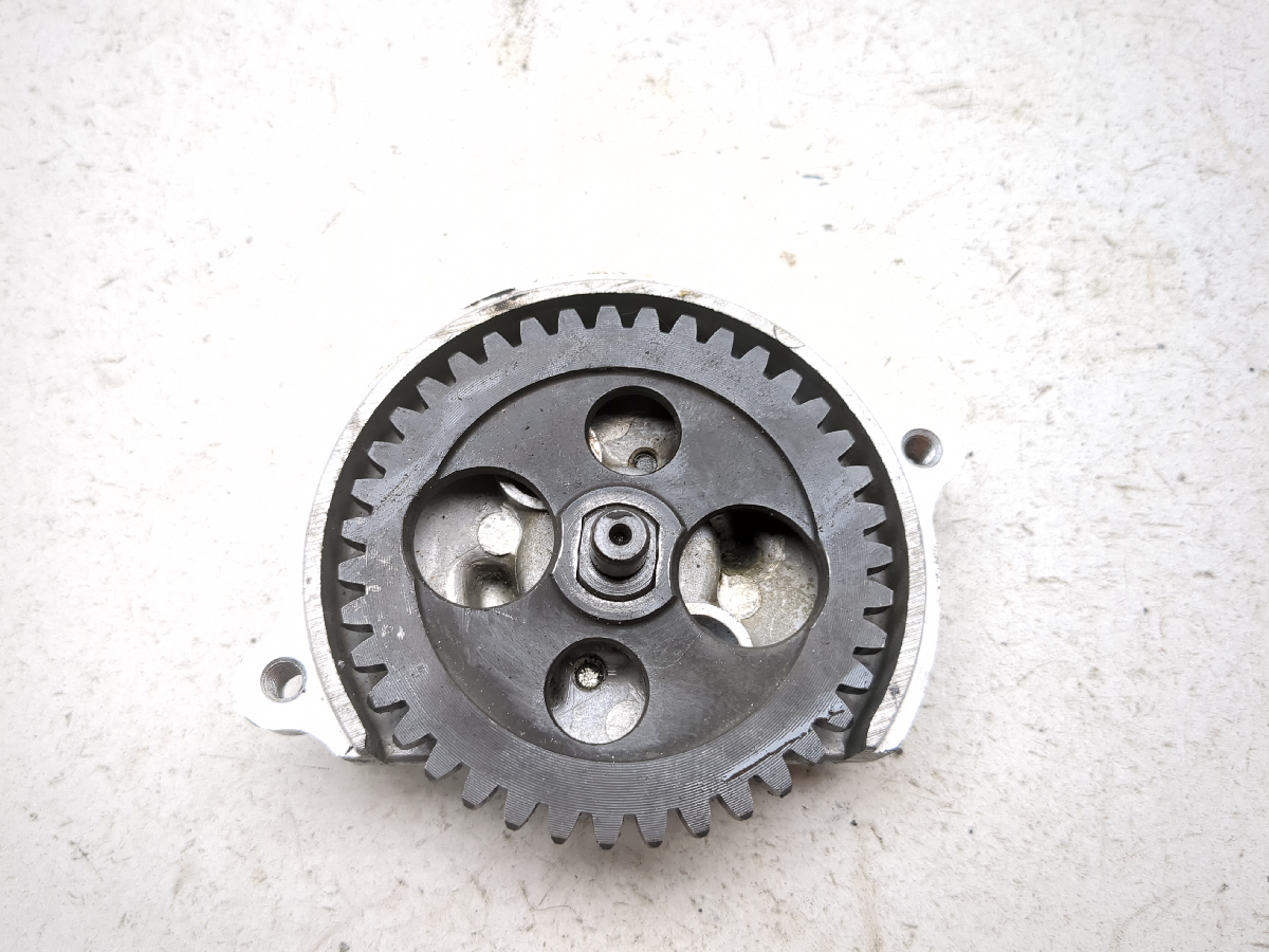 76 Honda CB125 Engine Motor Oil Pump TRSH PL