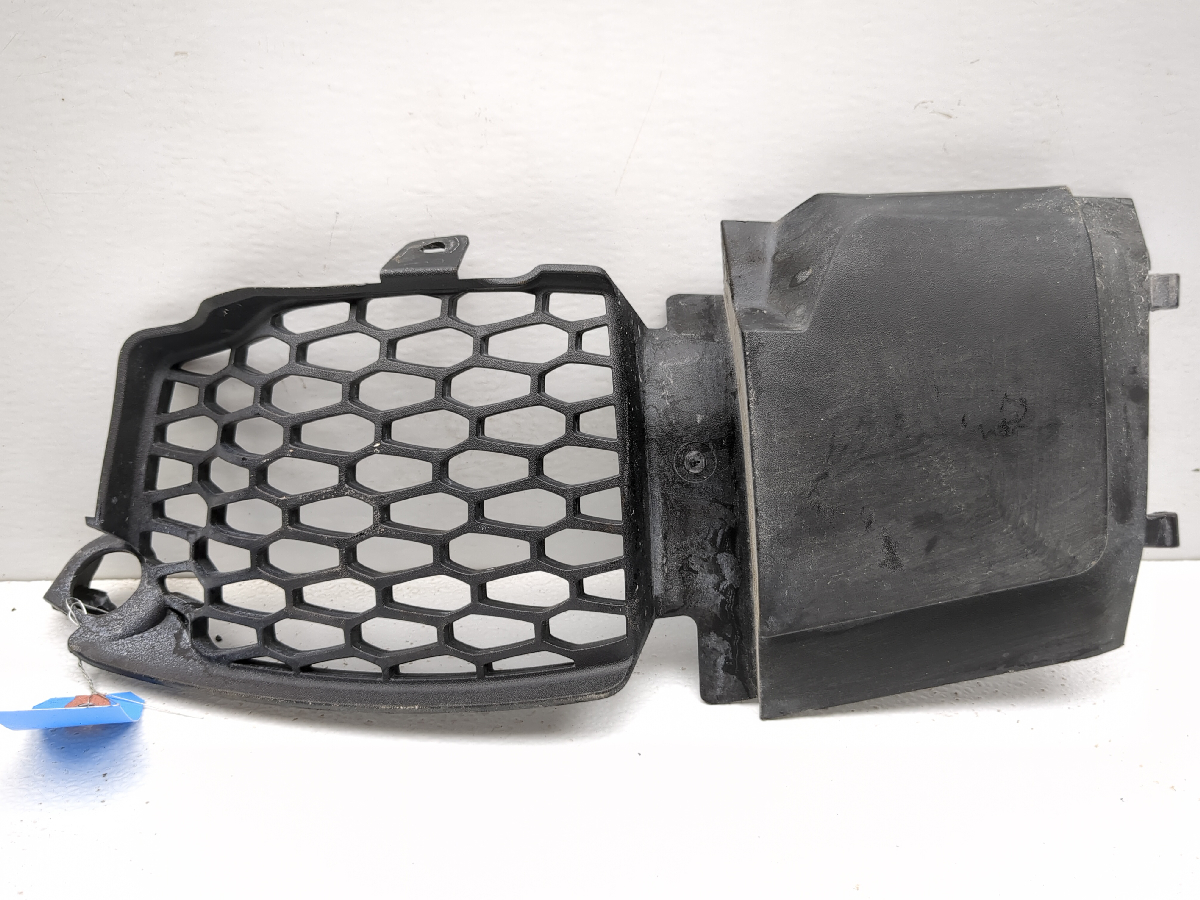 13-17  Can Am Spyder RT-S SE6 Front Right Grille Trim Fairing Cover Panel