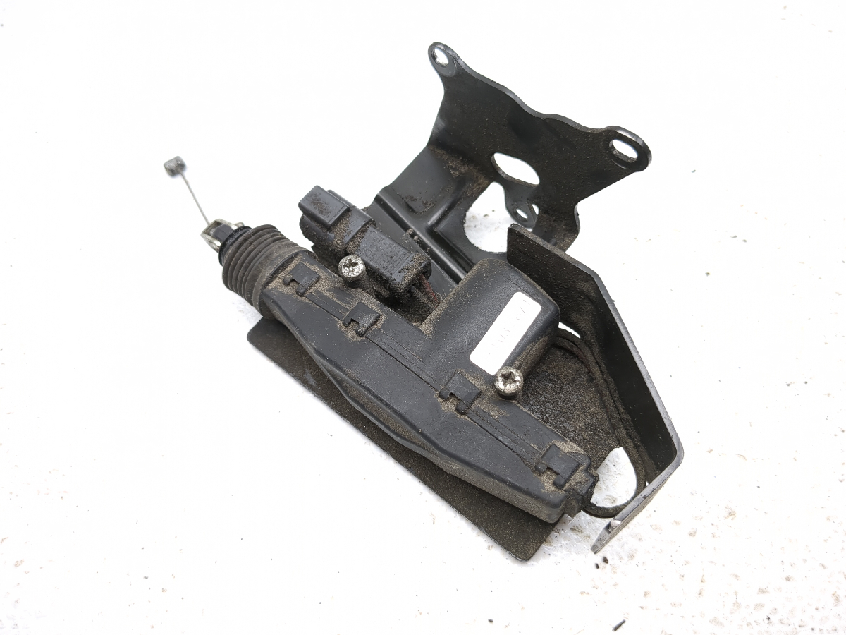 13-17  Can Am Spyder RT-S SE6 Front Storage Lock Actuator 60124060A