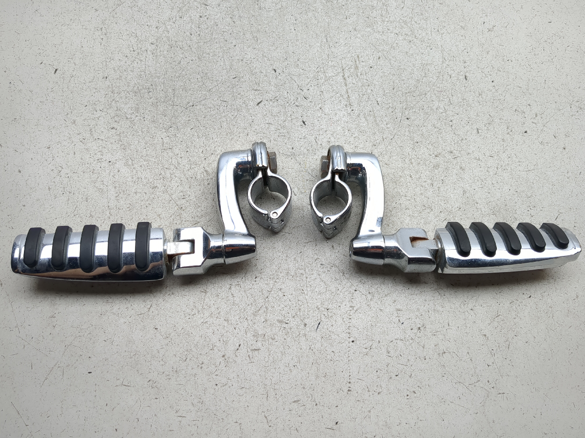 07-11 Harley FLSTC Heritage Softail Classic Air Foil Front Highway Pegs Set Pair