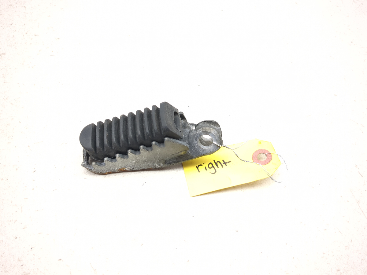 00-24 Suzuki DRZ400SM DRZ 400 Front Right Driver Foot Peg TRSH PL