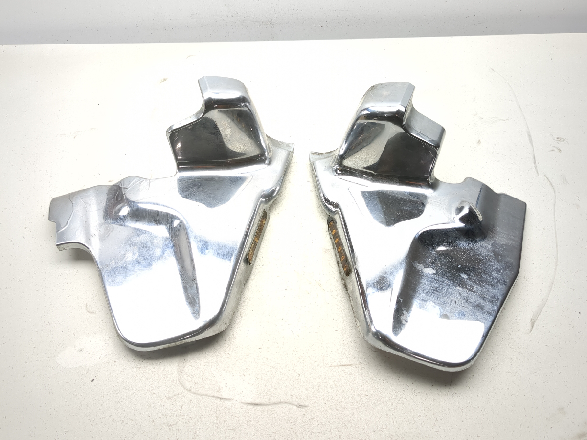 01-05 Honda Goldwing 1800 GL 1800  Engine Motor Covers Set Pair 83511-MCA-A000