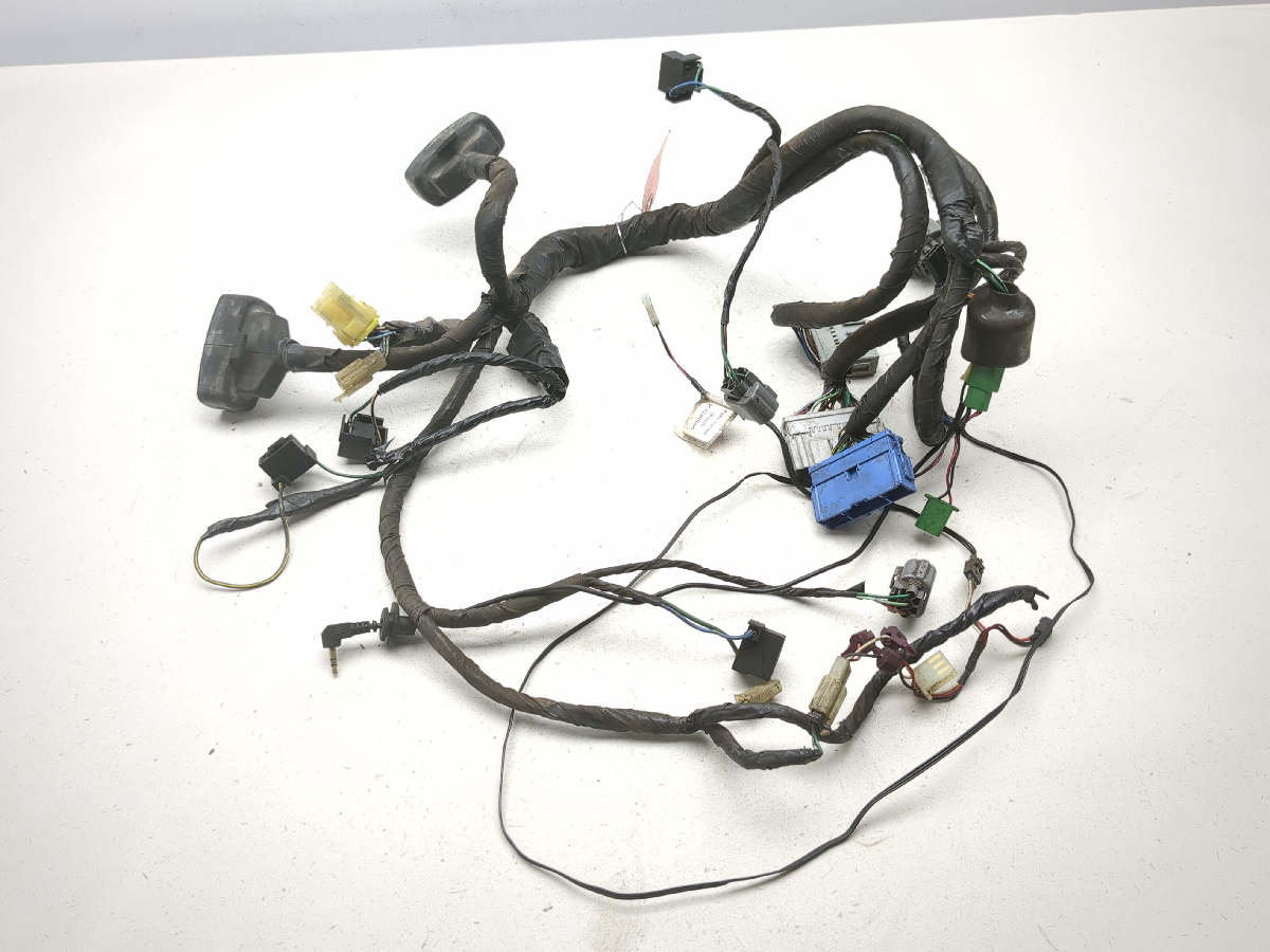 01-05 Honda Goldwing 1800 GL 1800 Headlight Sub Wiring Harness  32105-MCA-A100