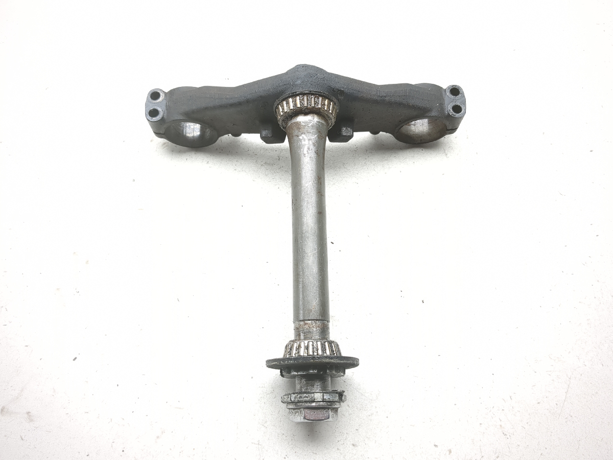 01-05 Honda Goldwing 1800 GL 1800 Bottom Lower Triple Tree Steering Clamp