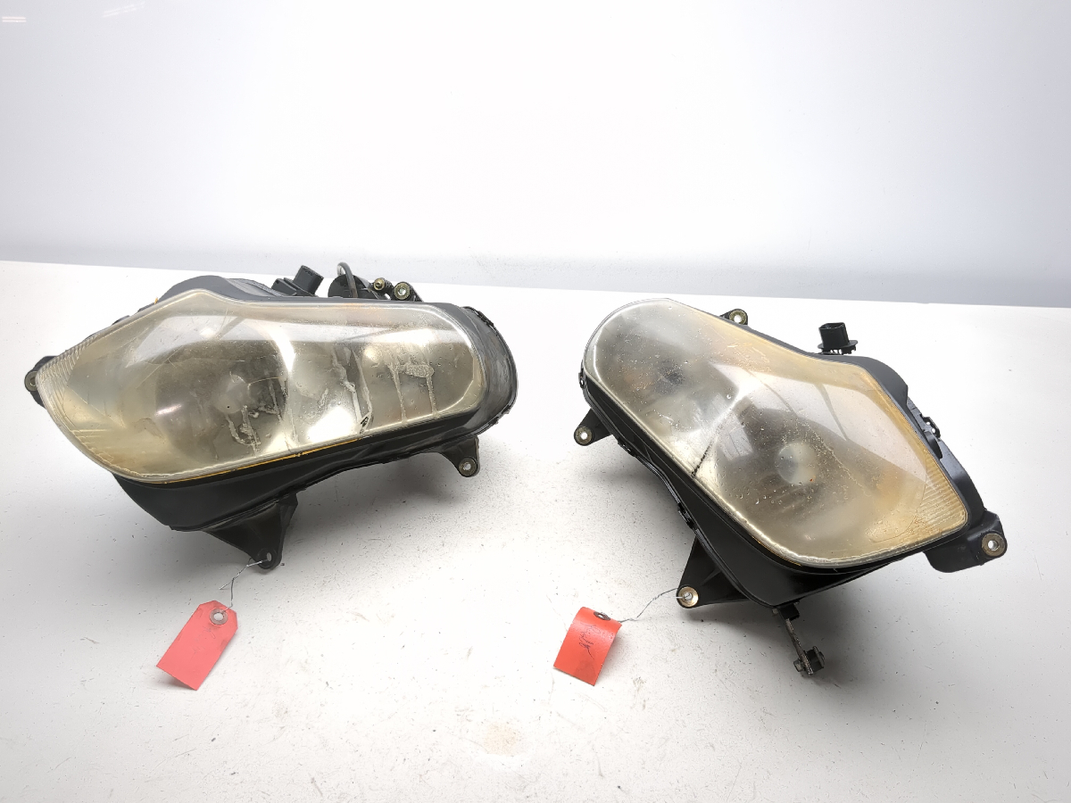 01-05 Honda Goldwing 1800 GL 1800 Front Headlight Lamp Set FOR PARTS ONLY