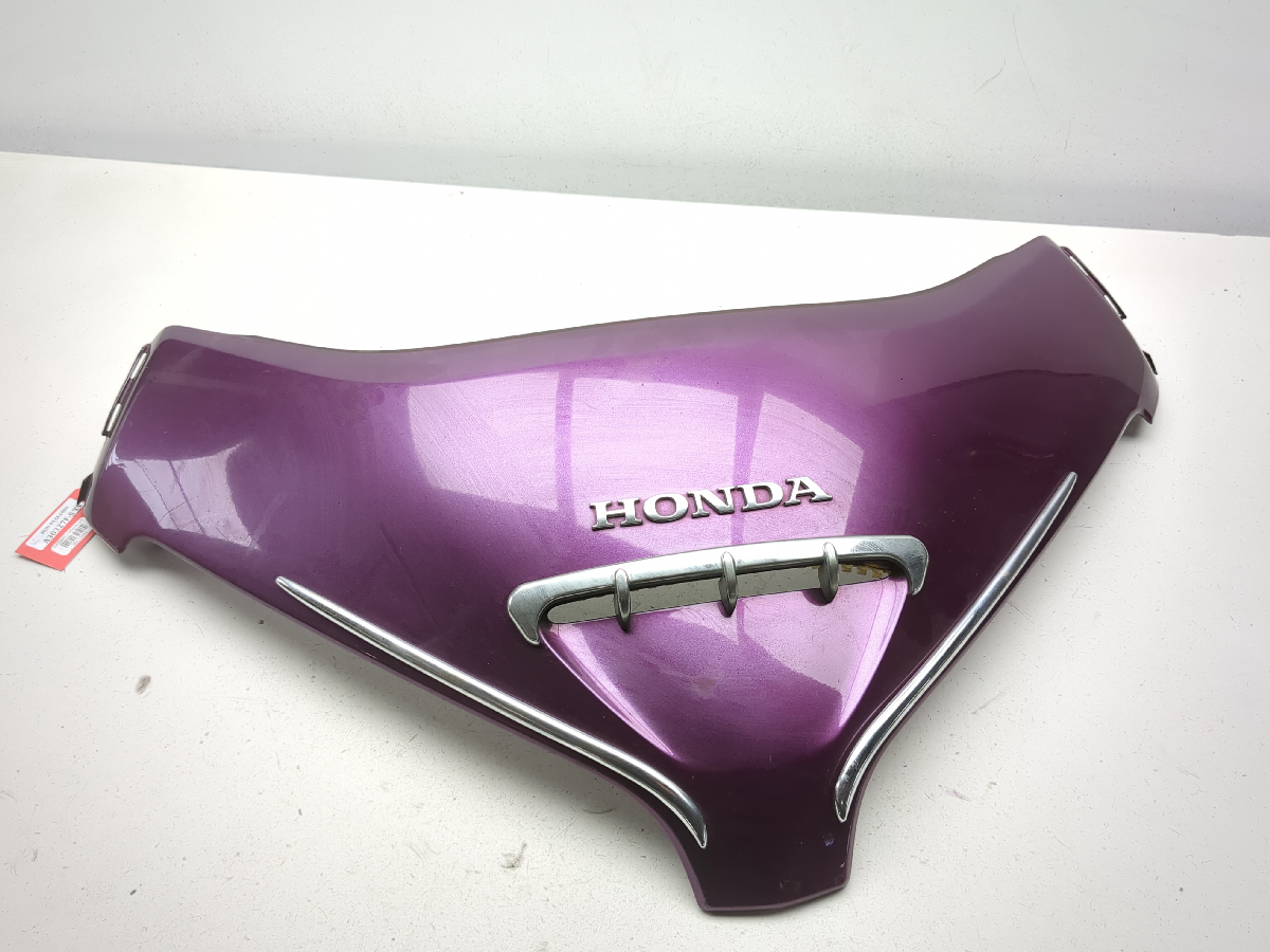 01-05 Honda Goldwing 1800 GL 1800 Front Windshield Fairing Cover 64110-MCA-0000