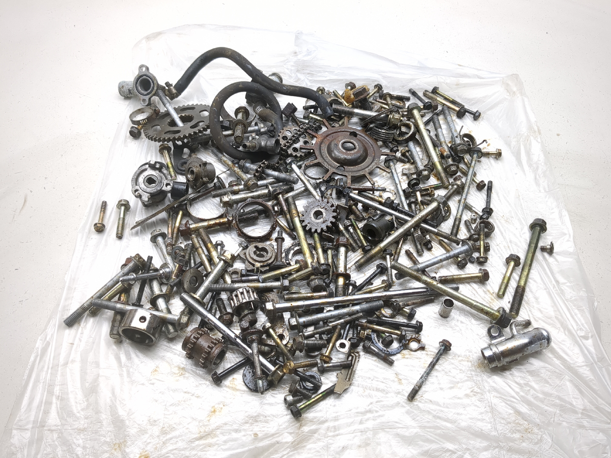01-05 Honda Goldwing 1800 GL 1800 Engine Motor Miscellaneous Hardware Bolt Kit