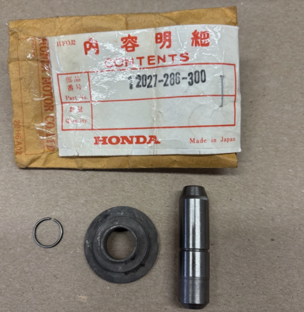 HONDA SL350 CB350 CL350 OEM EXHAUST VALVE GUIDE 12027-286-300