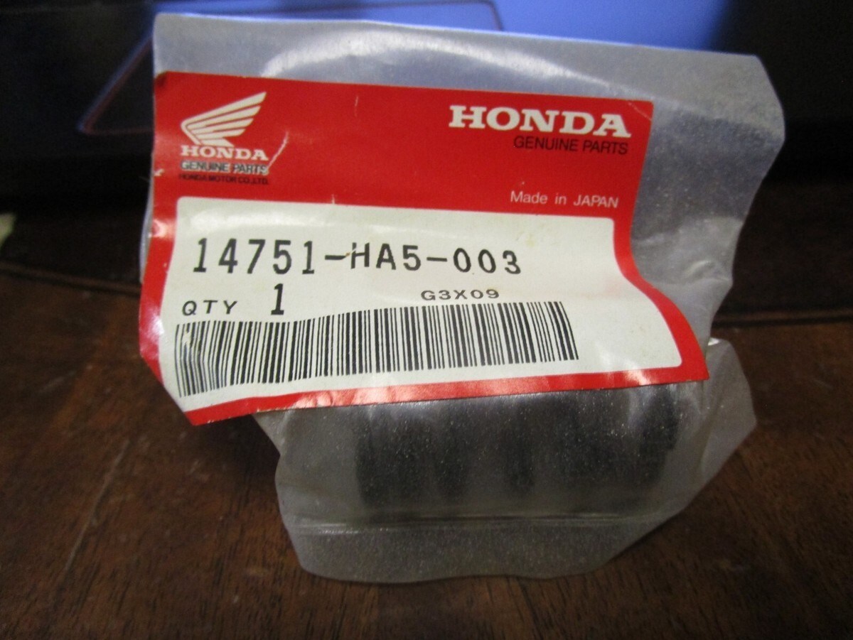 HONDA TRX350, ATC350 Outer Valve Spring 14751-HA5-003