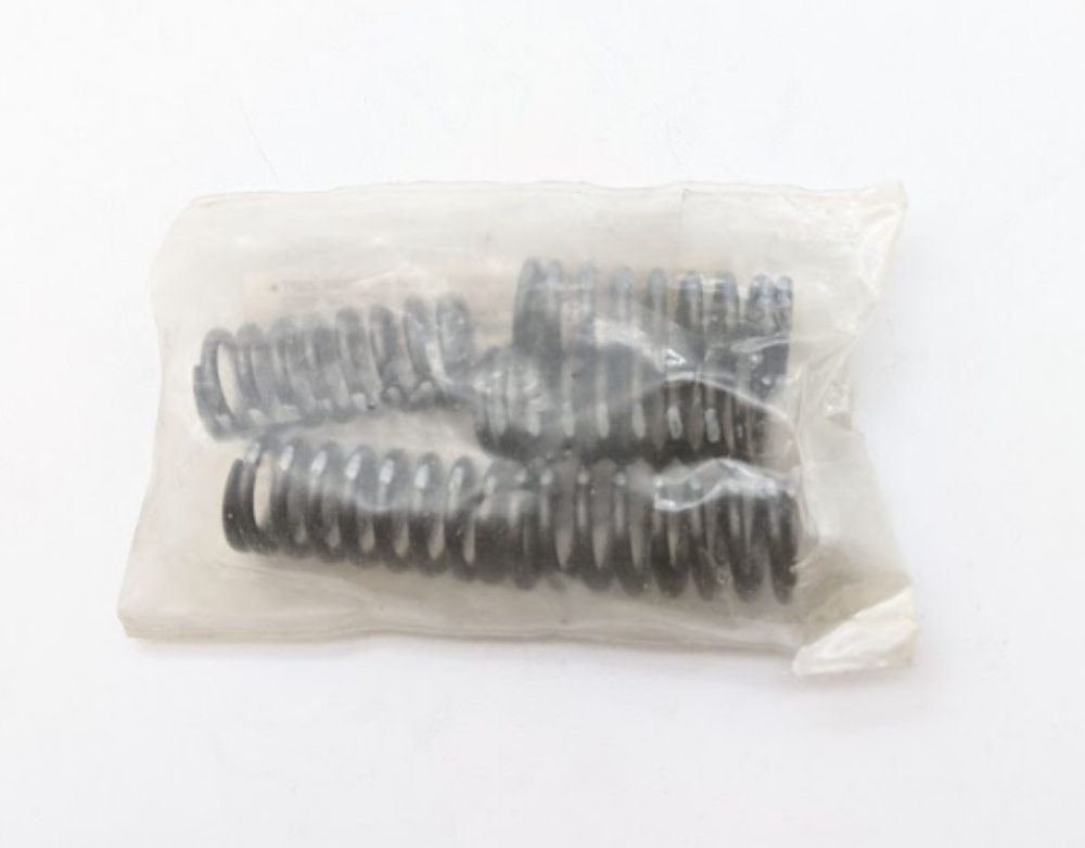 2003-2005 Honda CRF150F OEM Clutch Spring QTY: 5 22401-NKK-000