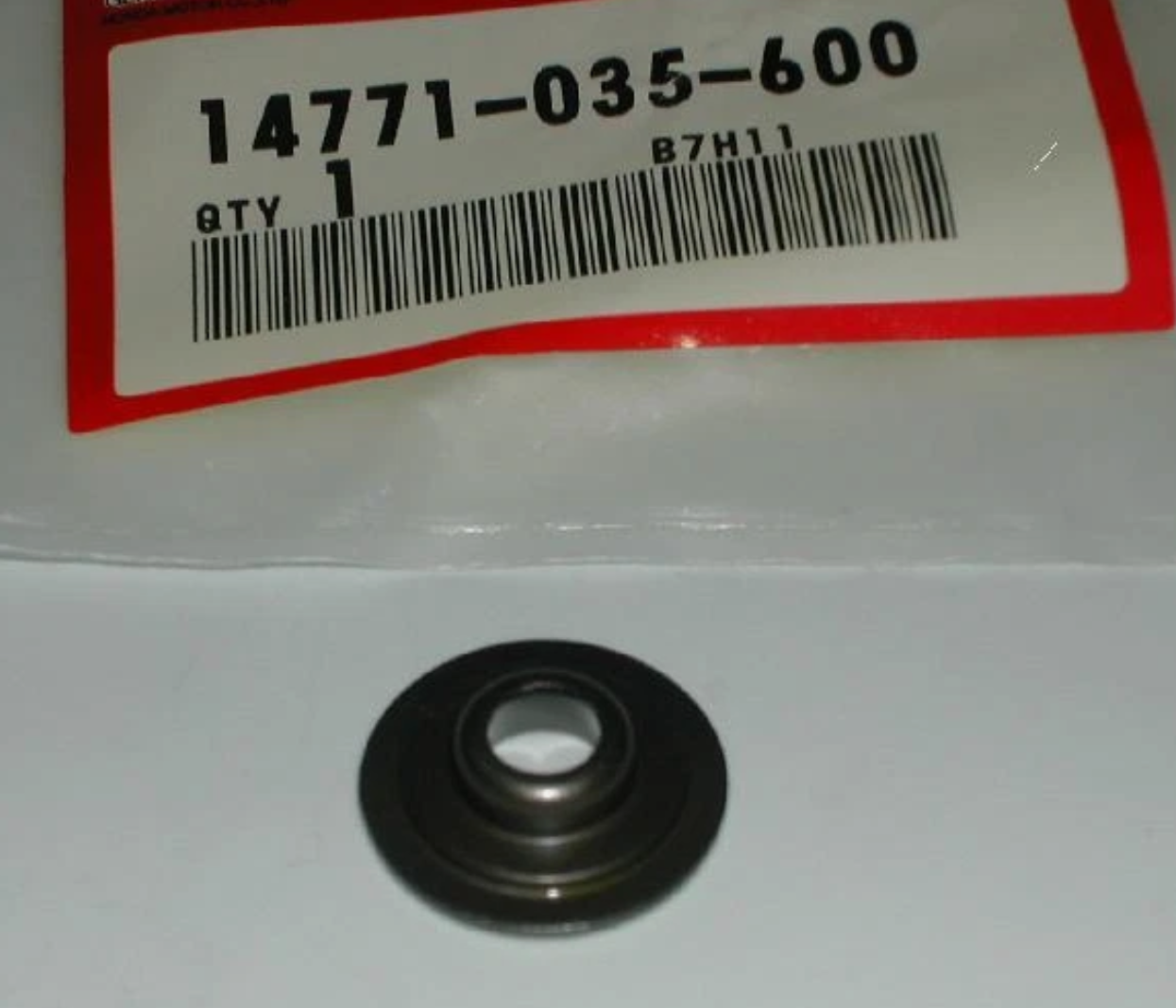 GENUINE Honda NOS 14771-035-600 RETAINER, VALVE SPRING