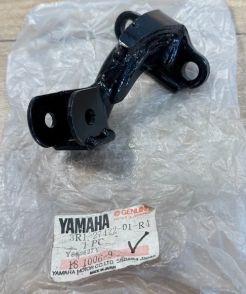 1985-1986 Yamaha YTZ250 OEM Footrest Bracket 3R1-27422-01-R4