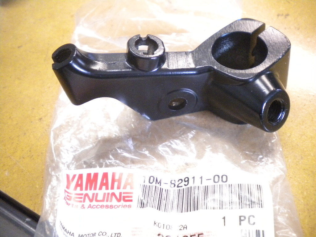 NOS Yamaha OEM Lever Holder 82-83 XV920 88-97 XV750 84-87 XV700 10M-82911-00