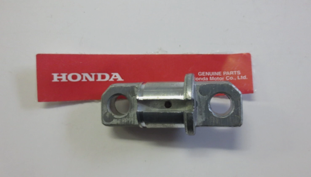 Honda CA72 CA77 CB72 CB77 CL72 CL77 OEM Cam Guide Roller Pin 14612-250-300