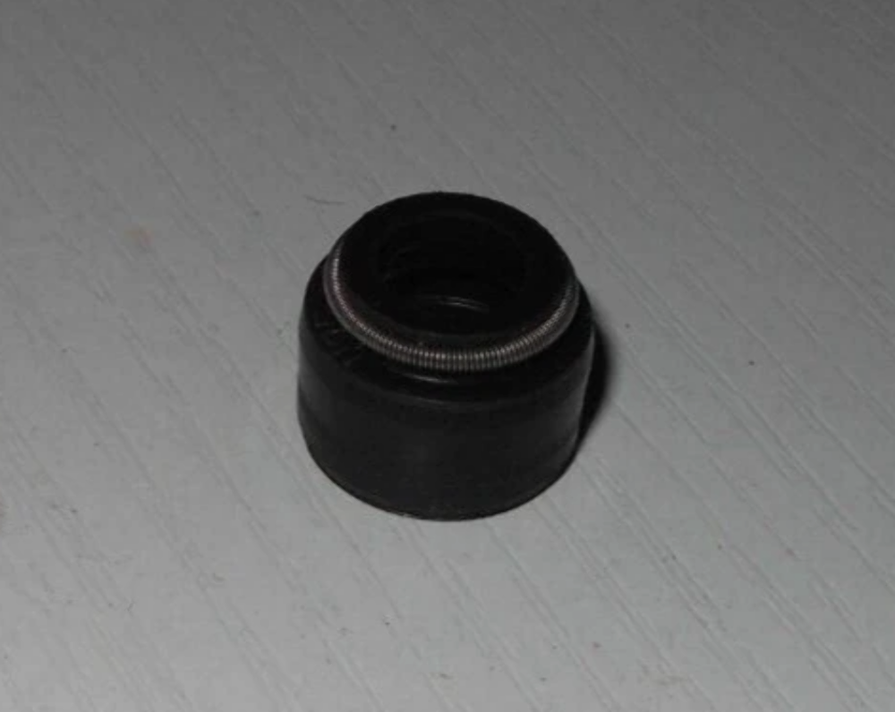 Honda CB360 G CB360T CJ360 T CL360 XL175 OEM Valve Stem Seal QTY:4 12210-362-005