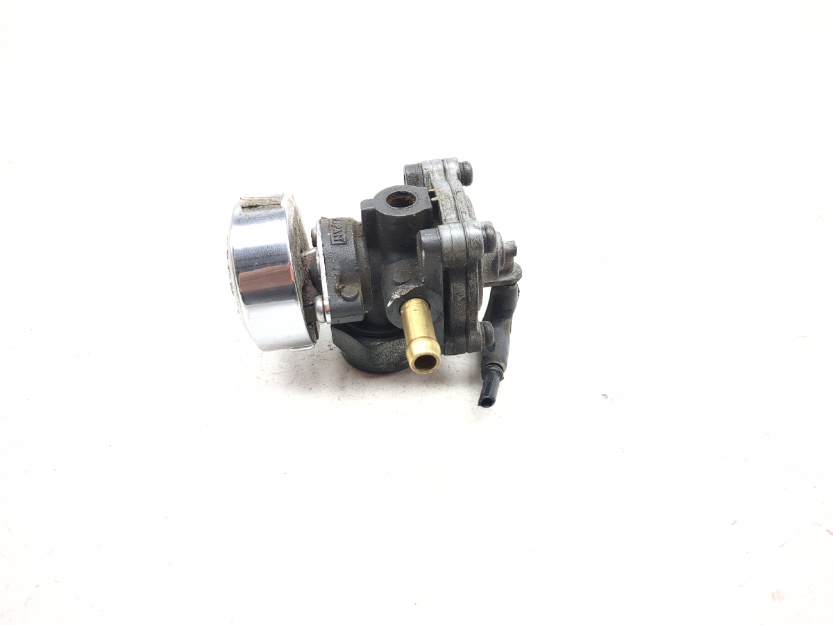 00-06 Harley Davidson FLHR Road King Petcock Gas Fuel Shut Off