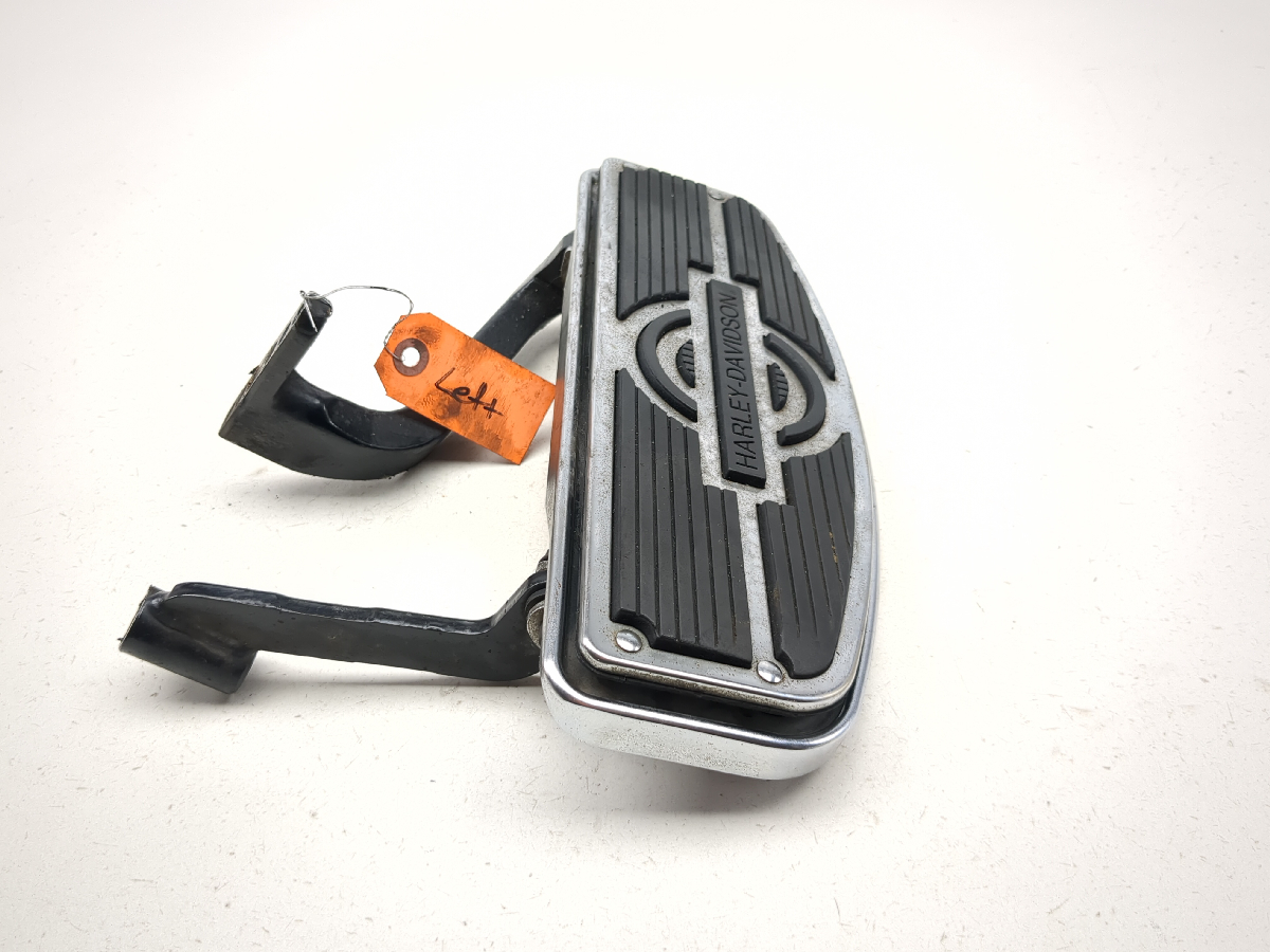 00-06 Harley Davidson FLHR Road King Front Left Floorboard Floor Board