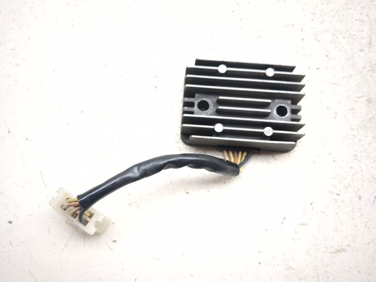 96-09 Kawasaki Vulcan 500 EN500C Voltage Regulator Rectifier SH530-12