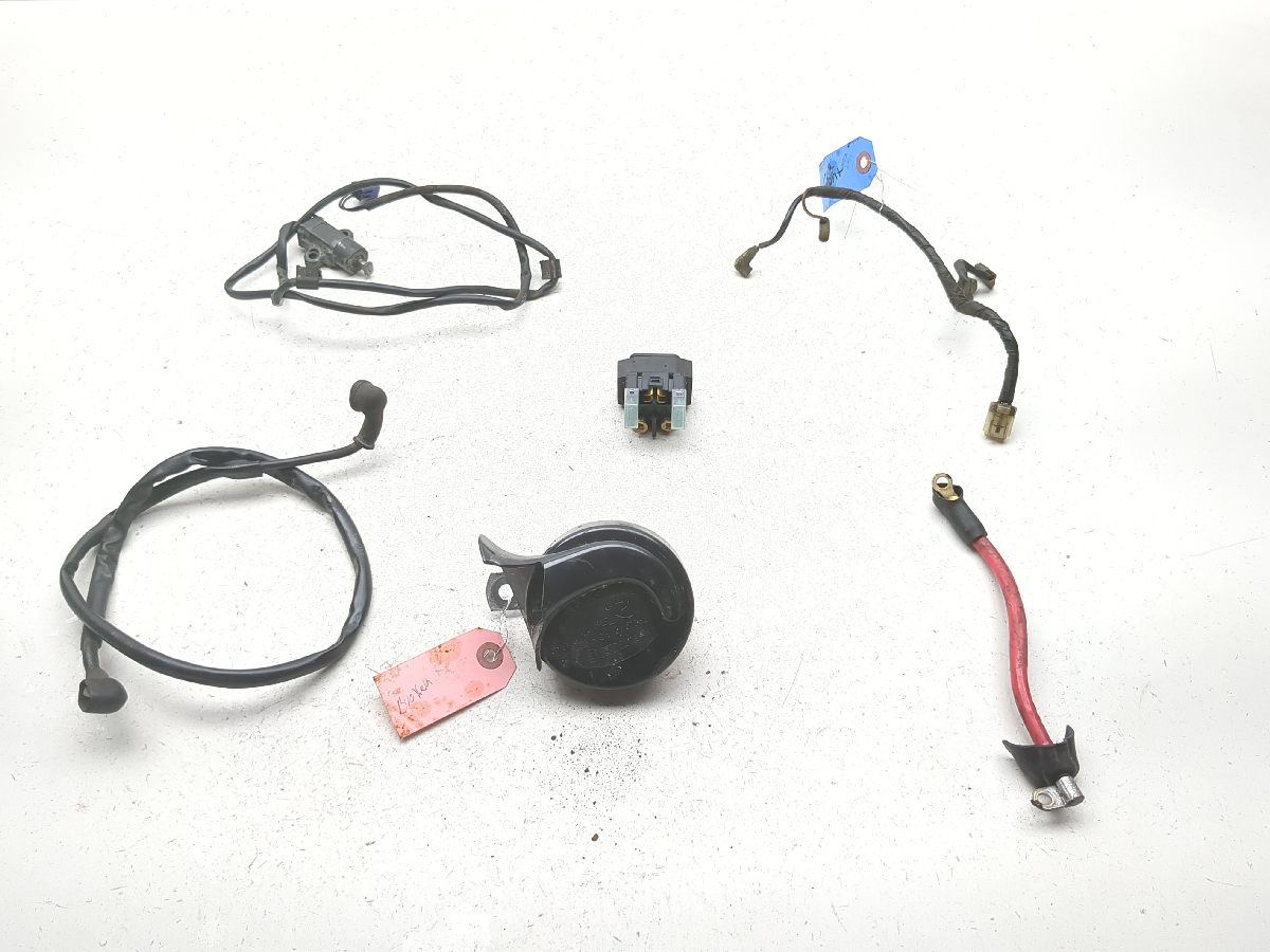98-08 Yamaha V Star XVS 650 Relay Set Starter Kickstand Battery Horn