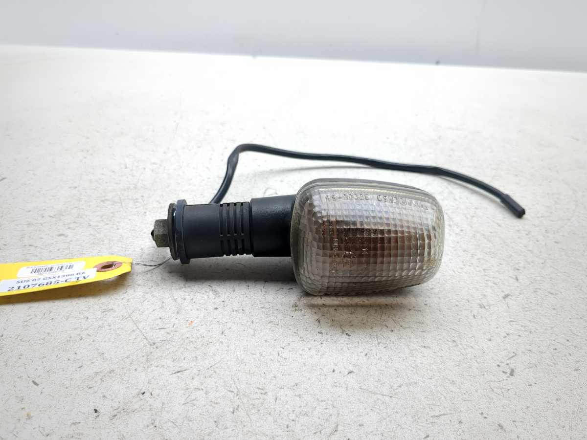 99-07 Suzuki Hayabusa GSX1300R Rear Right Turn Signal Flasher Indicator Light